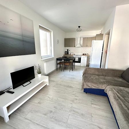 Sdh 1 Wolomin Comfortable Apartment Near Warsaw Exterior photo